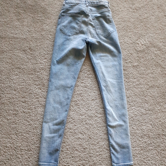 Light Stone washed H&M jeans - Picture 7 of 8